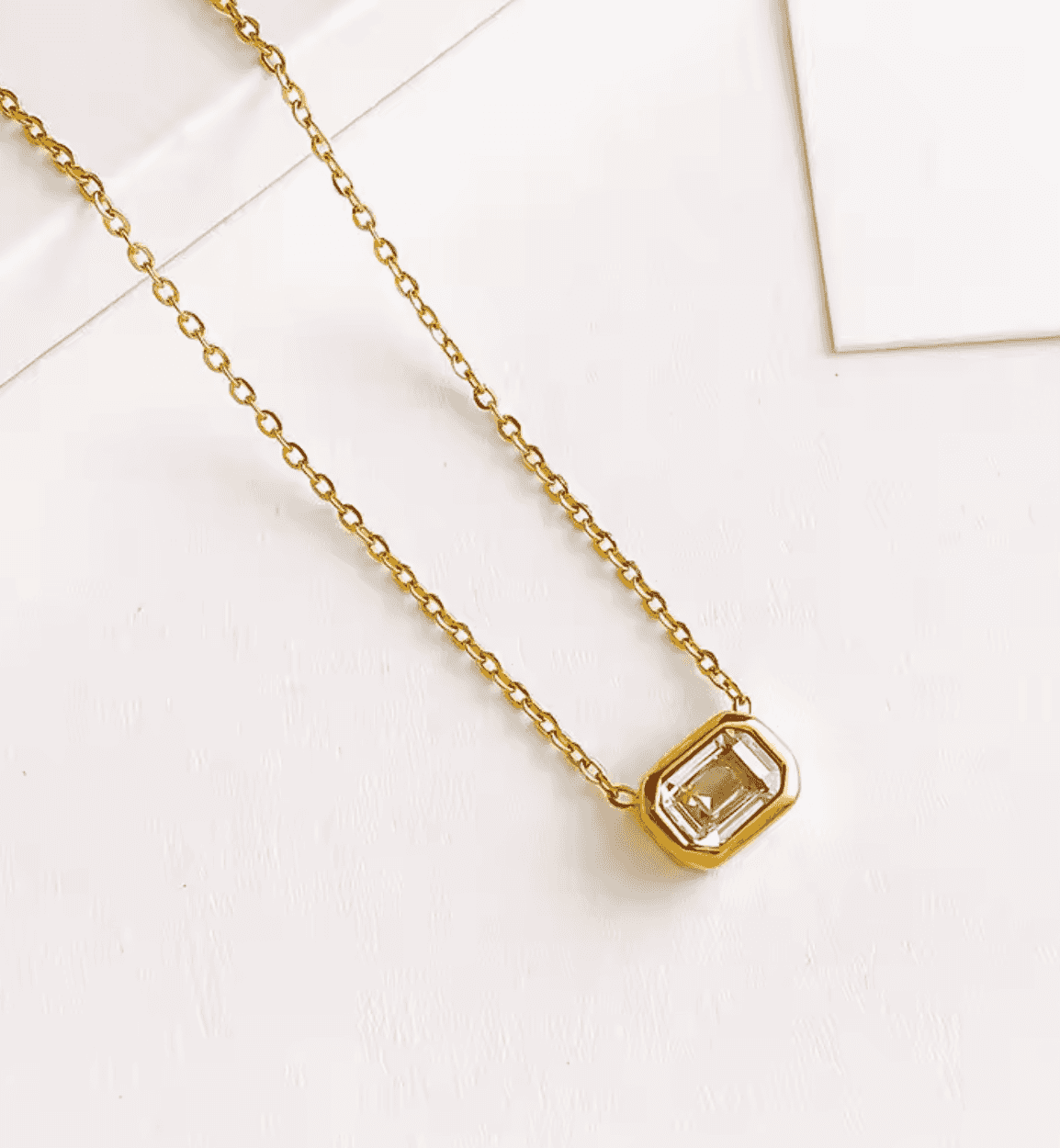 Collier Carré Or - vue alternative